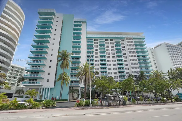 $3,950 | 5101 Collins Avenue, Unit 14T, Miami Beach, FL 33140