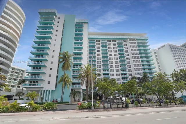 $3,950 | 5101 Collins Avenue, Unit 14T, Miami Beach, FL 33140