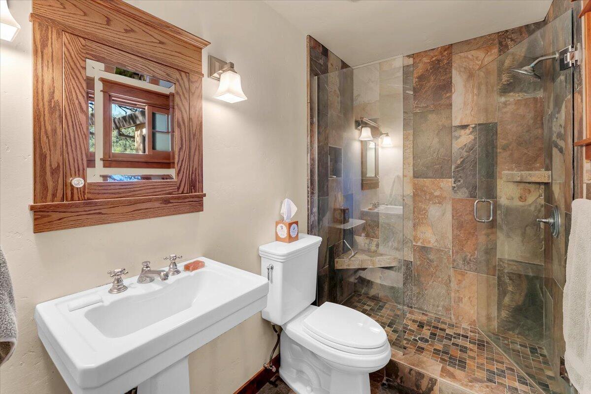 21880 Oak Meadow Road Palo Cedro, CA 96073 - Photo 26 of 79 Main bath