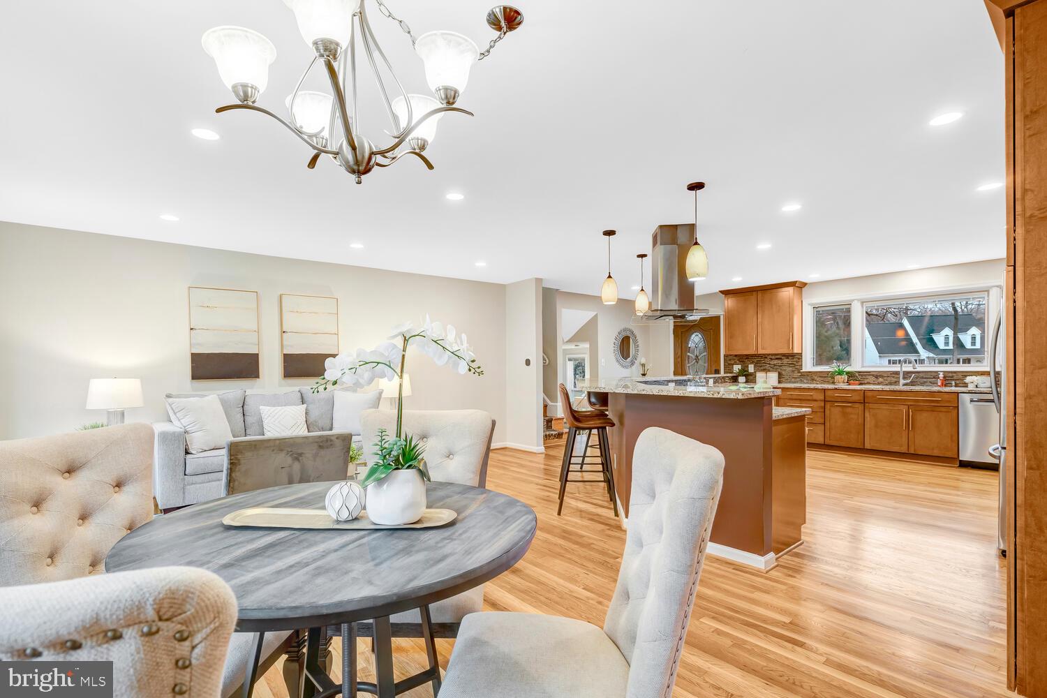 15020 Rocking Spring Drive Rockville, MD 20853 - Photo 20 of 53 Dining Room
