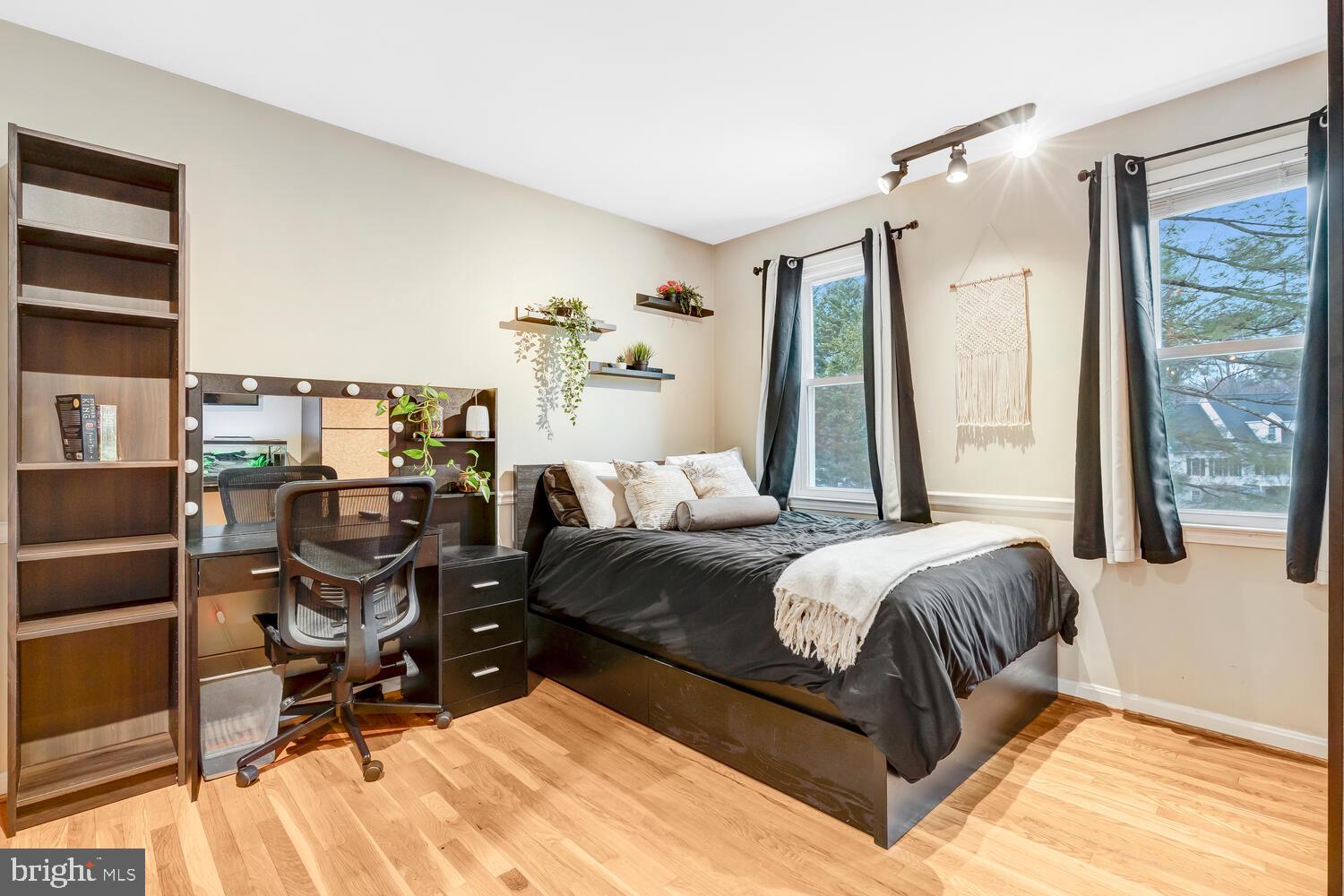 15020 Rocking Spring Drive Rockville, MD 20853 - Photo 37 of 53 Bedroom 2