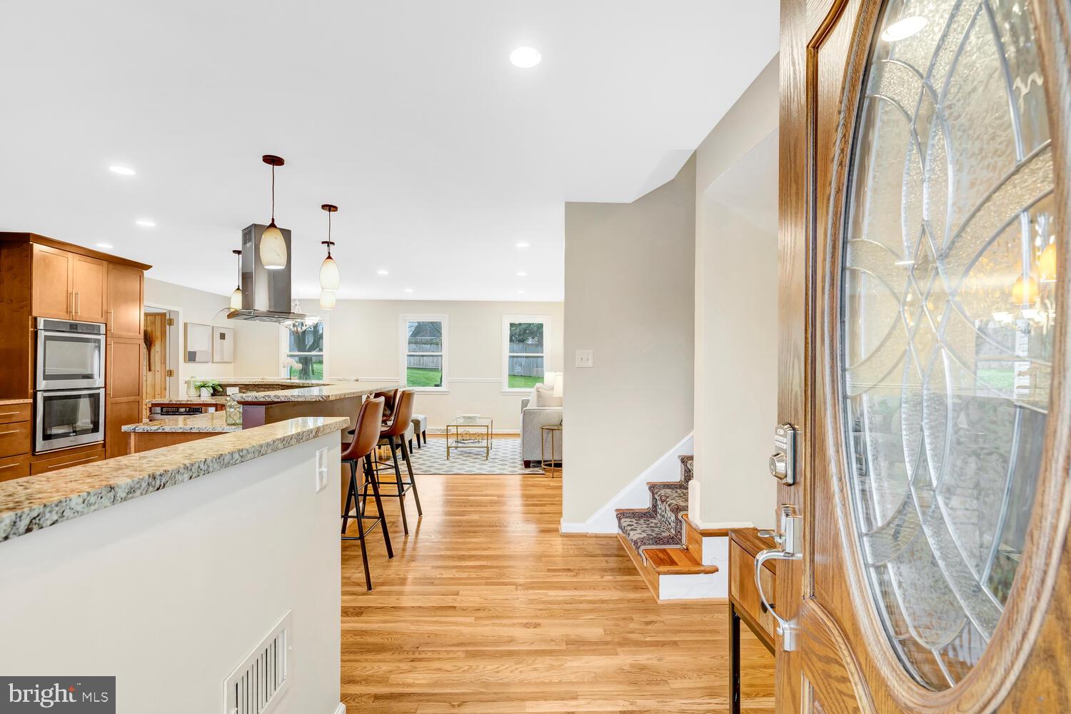 15020 Rocking Spring Drive Rockville, MD 20853 - Photo 6 of 53 Entryway