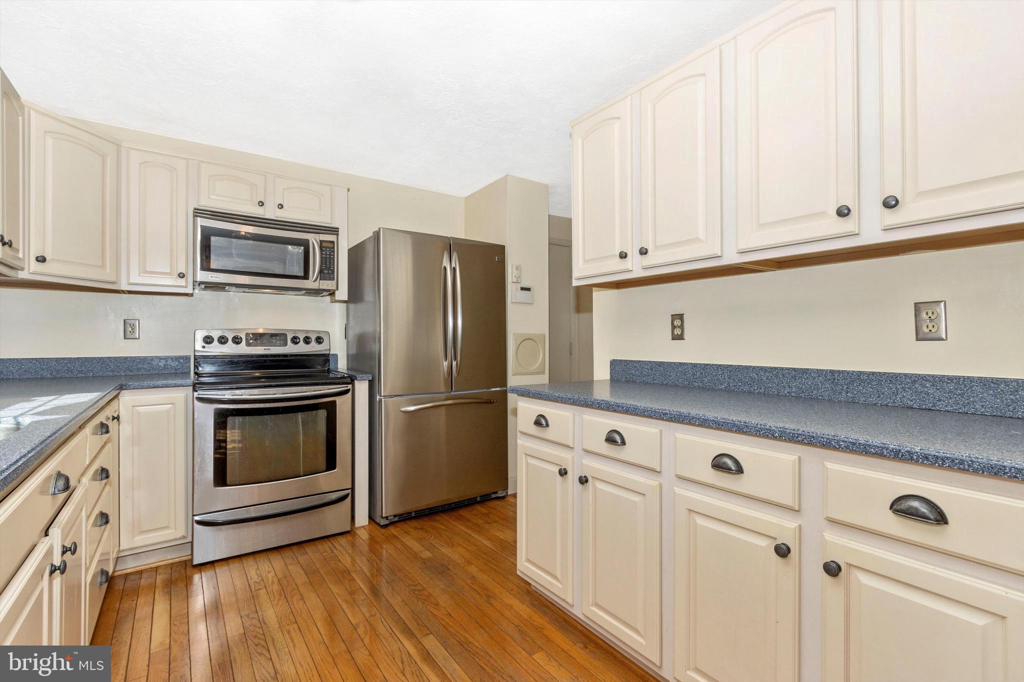 1301 Silo Way Silver Spring, MD 20905 - Photo 17 of 52 Kitchen