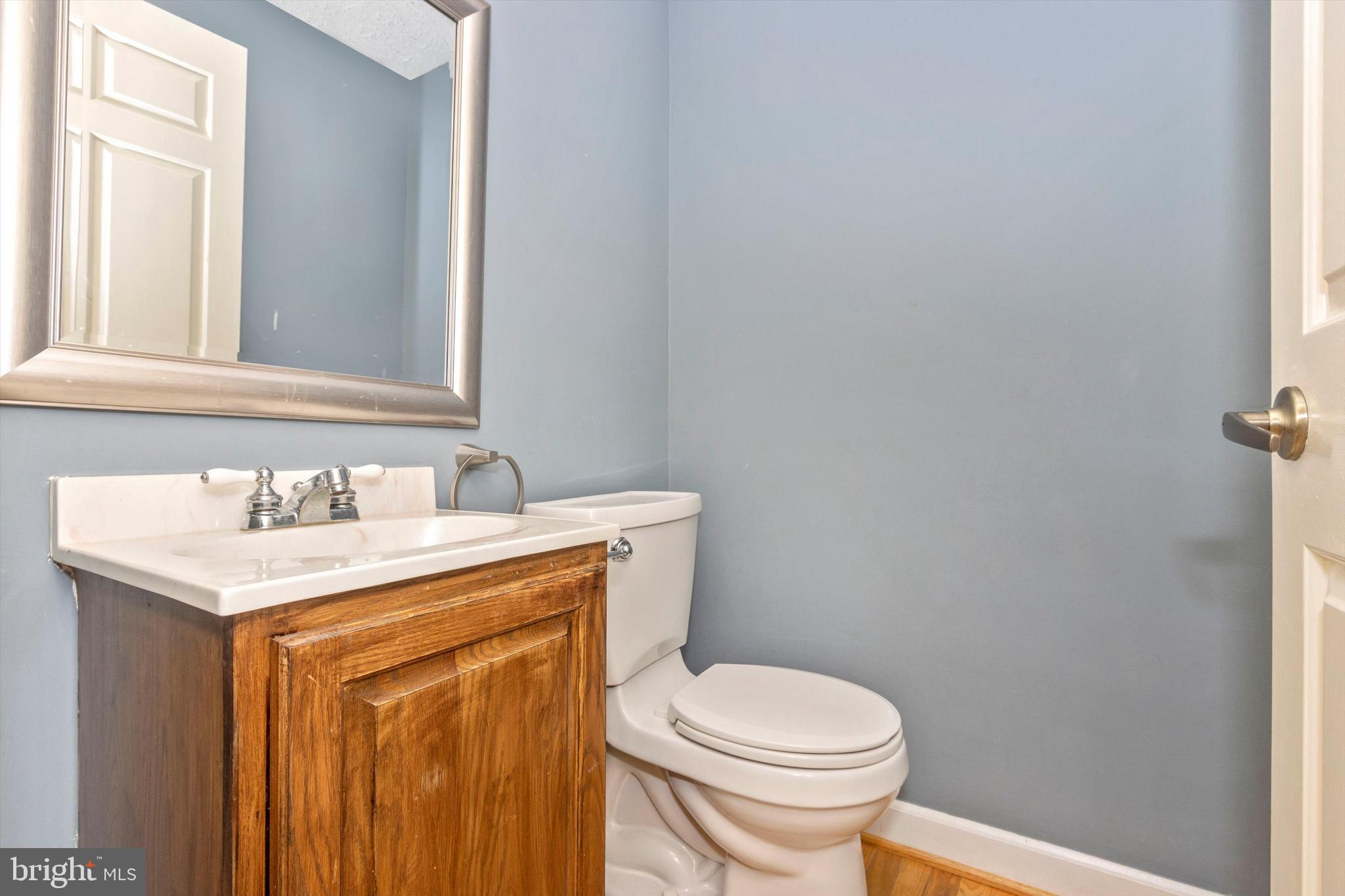 1301 Silo Way Silver Spring, MD 20905 - Photo 20 of 52 Powder Room