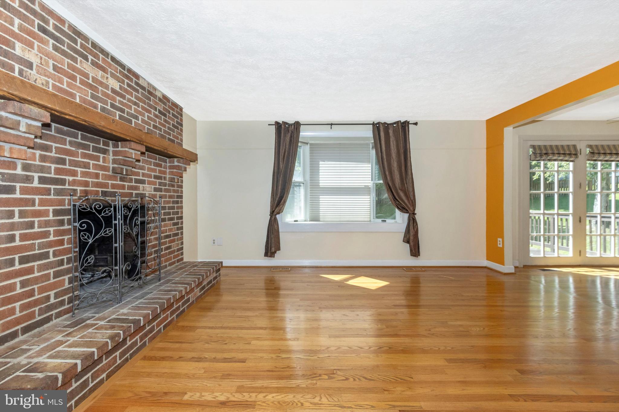 1301 Silo Way Silver Spring, MD 20905 - Photo 10 of 52 Family Room