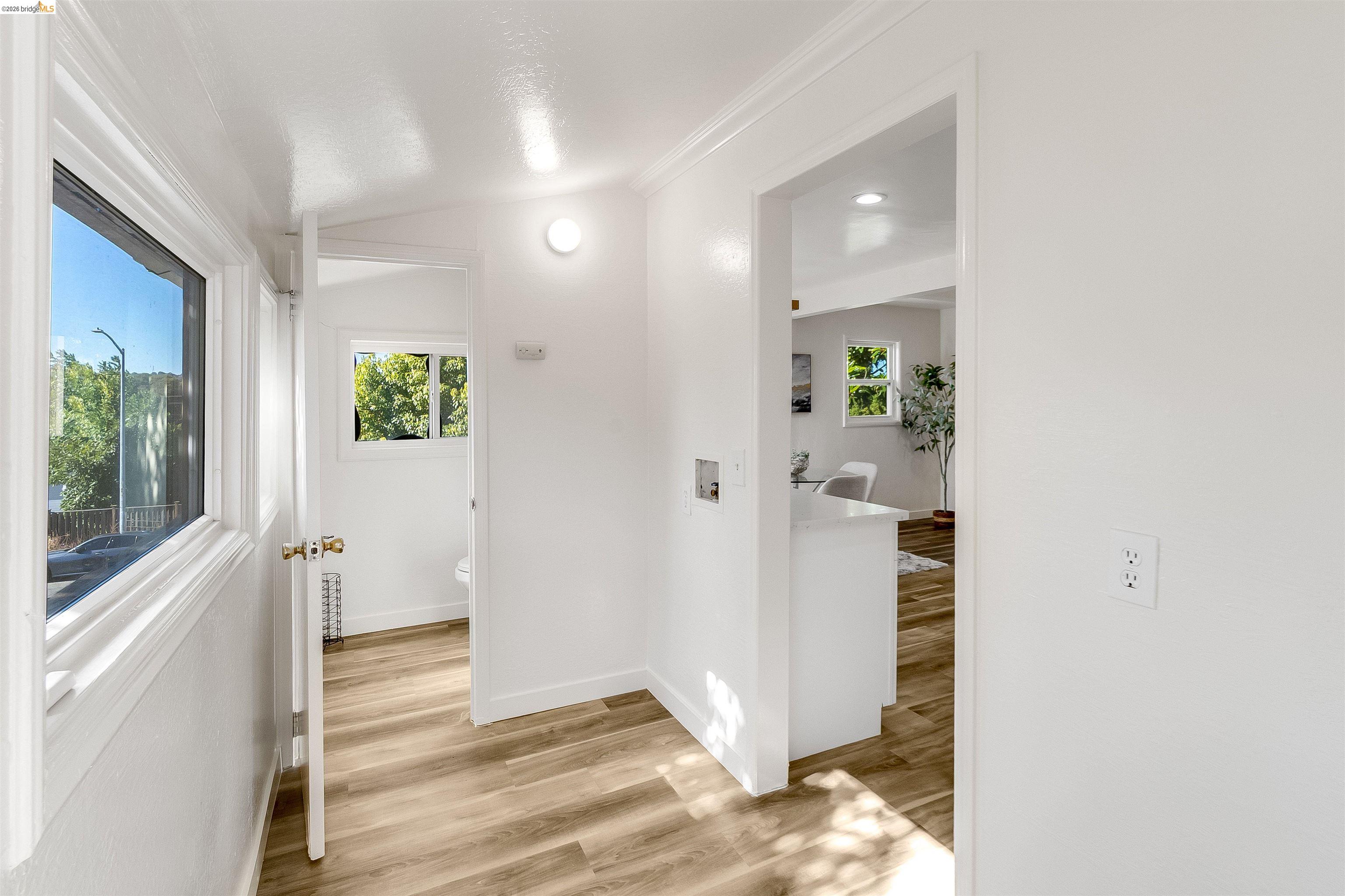 826 Benicia Road Vallejo, CA 94591 - Photo 16 of 36 Gallery Image 16