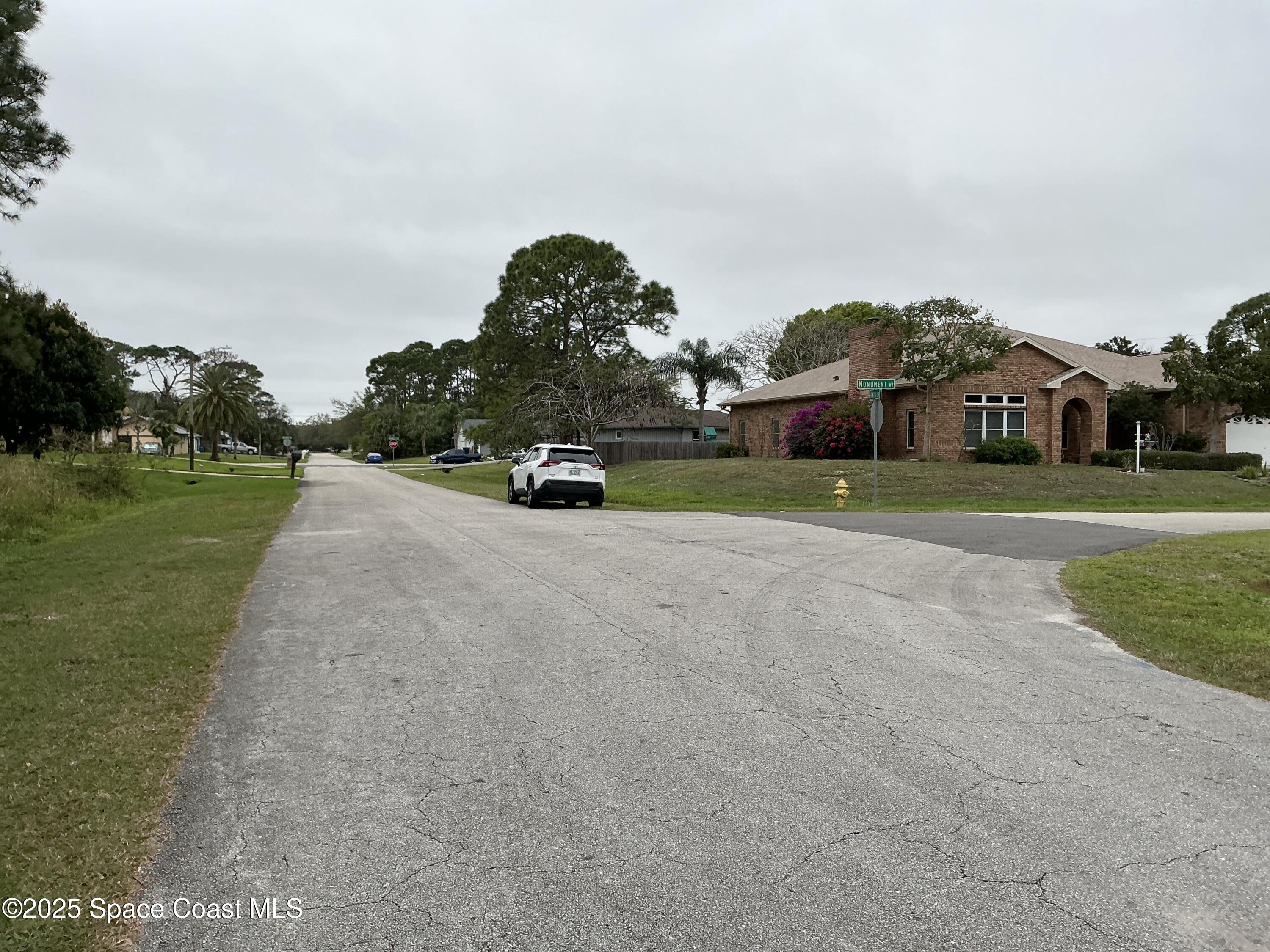 438 Awin Circle Southeast Palm Bay, FL 32909 - Photo 4 of 5 IMG_2779