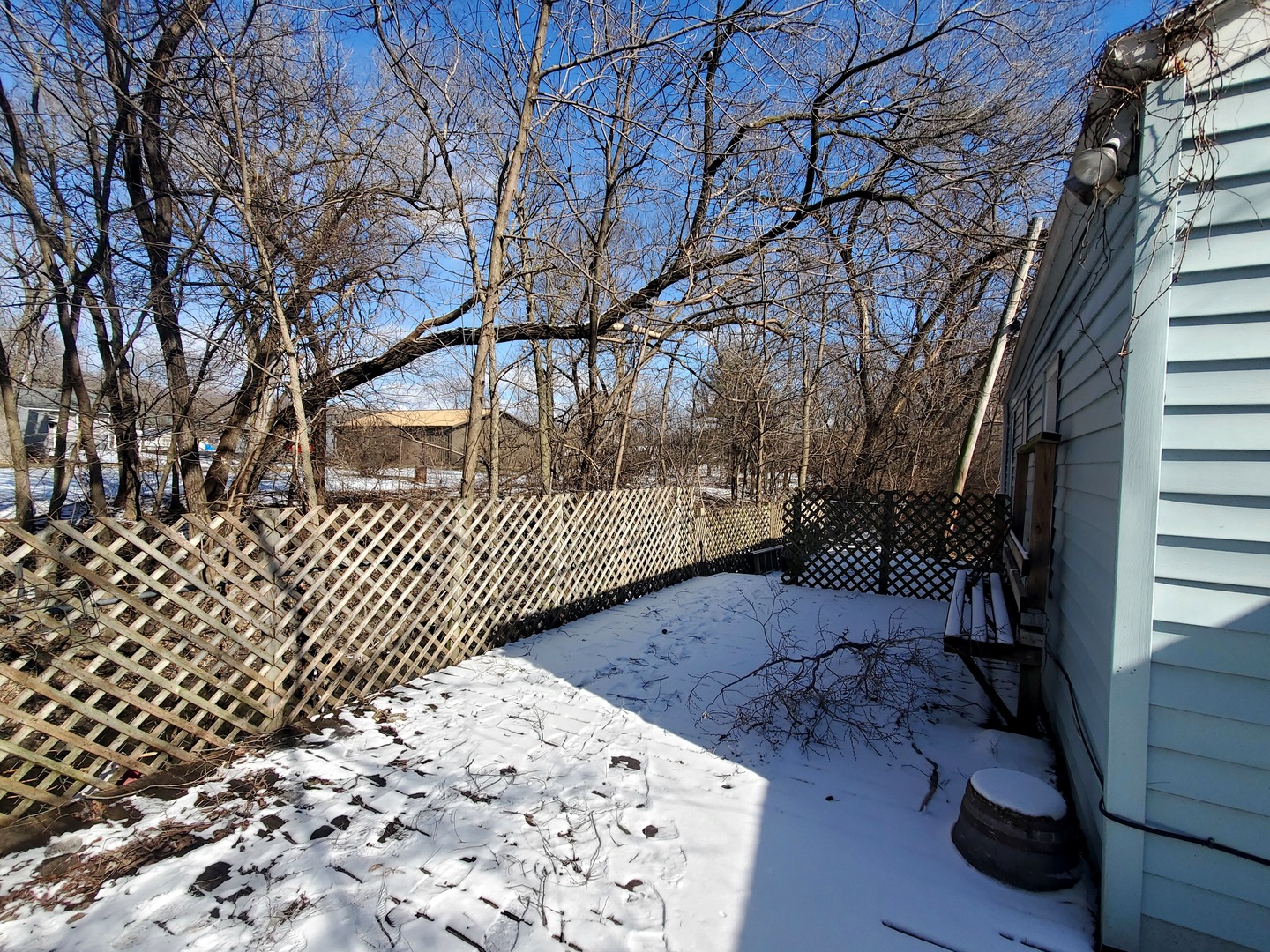 316 1/2 Prairie Street Ottawa, IL 61350 - Photo 2 of 13 a view of a backyard of the house