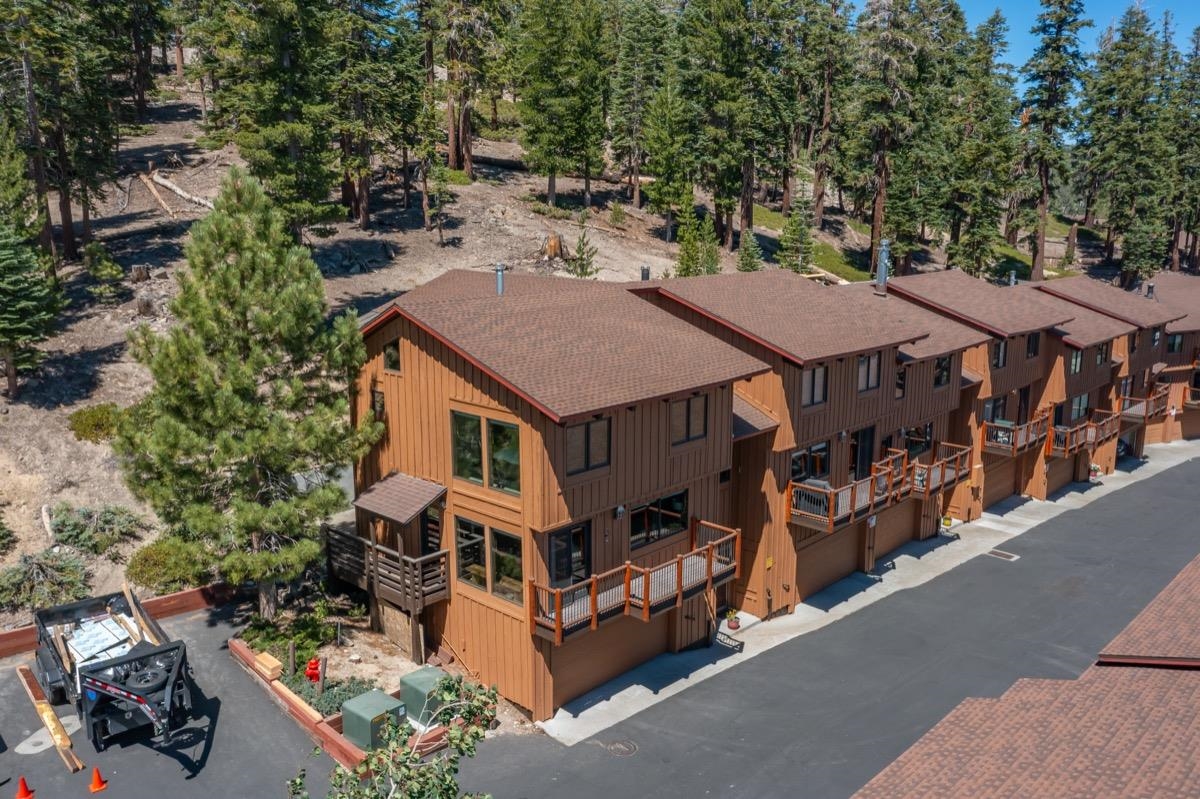 670 John Muir Road, Unit 1 Mammoth Lakes, CA 93546 - Photo 45 of 50 Bird's eye view