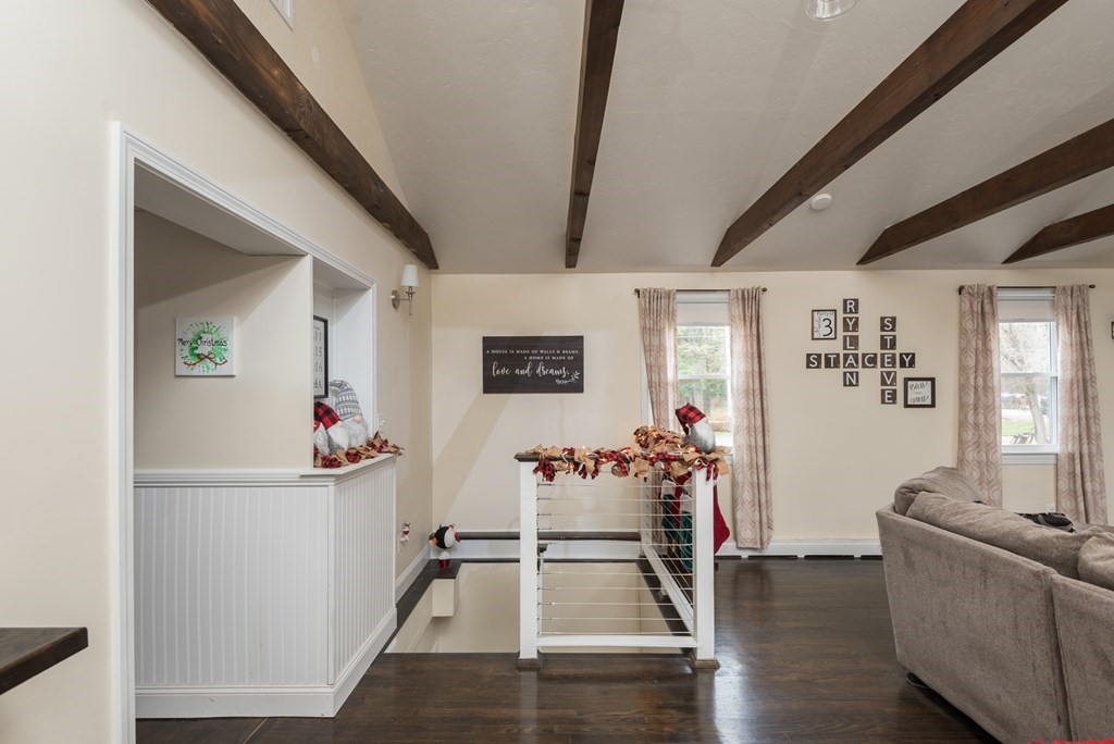 357 Phillips Street Hanson, MA 02341 - Photo 11 of 39