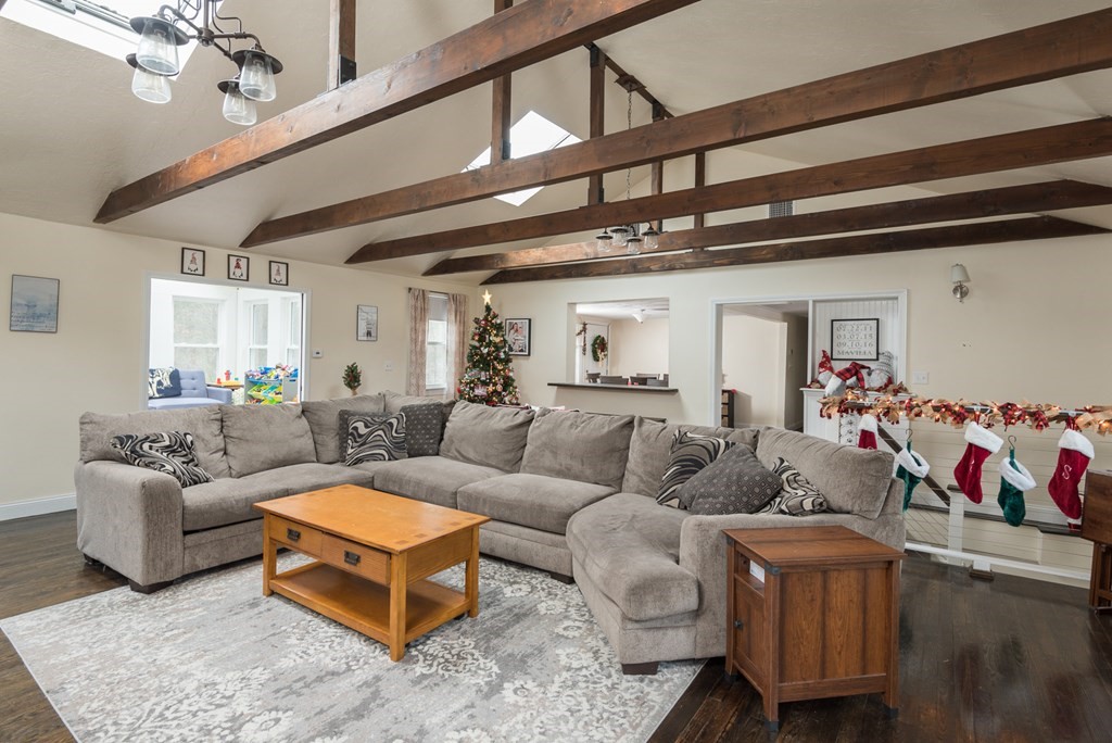 357 Phillips Street Hanson, MA 02341 - Photo 13 of 39