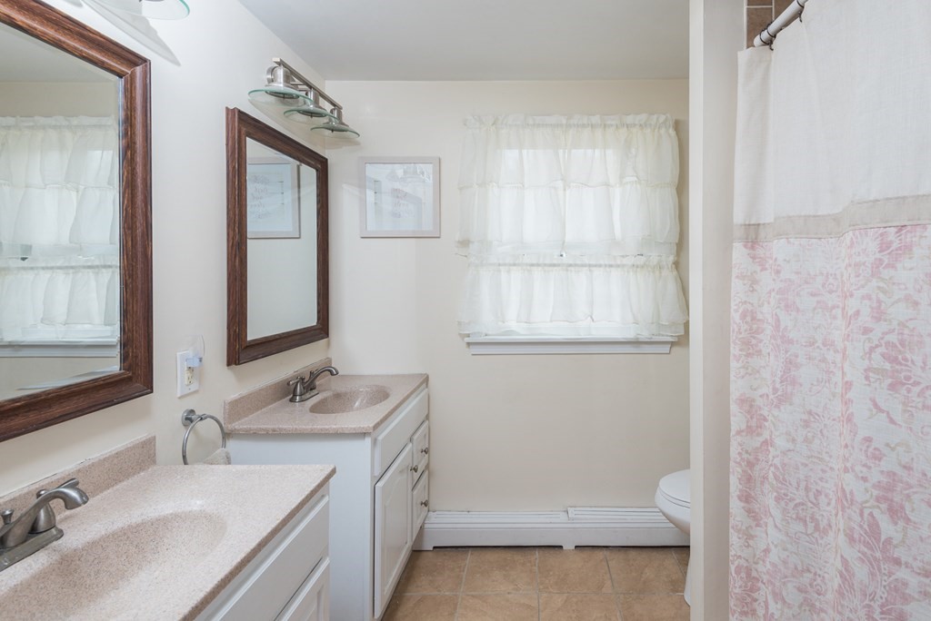 357 Phillips Street Hanson, MA 02341 - Photo 20 of 39