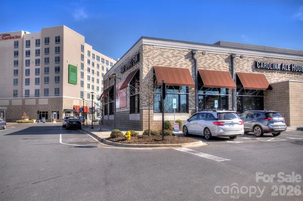 $595,000 | 5862 Ardrey Kell Road, Charlotte, NC 28277