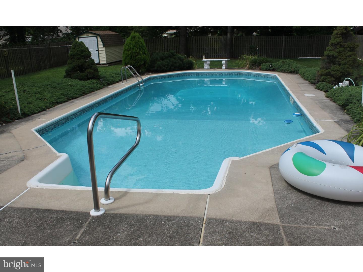 804 Devon Road Riverside, NJ 08075 - Photo 3 of 23