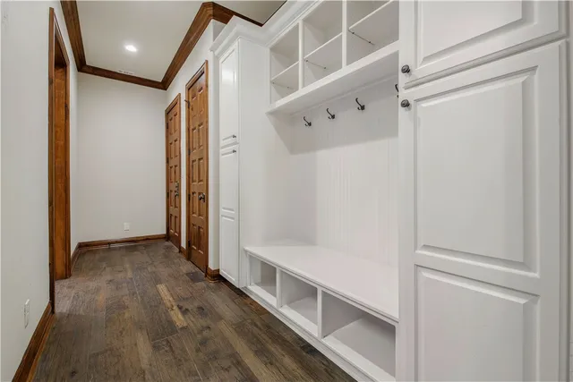 a view of an entryway