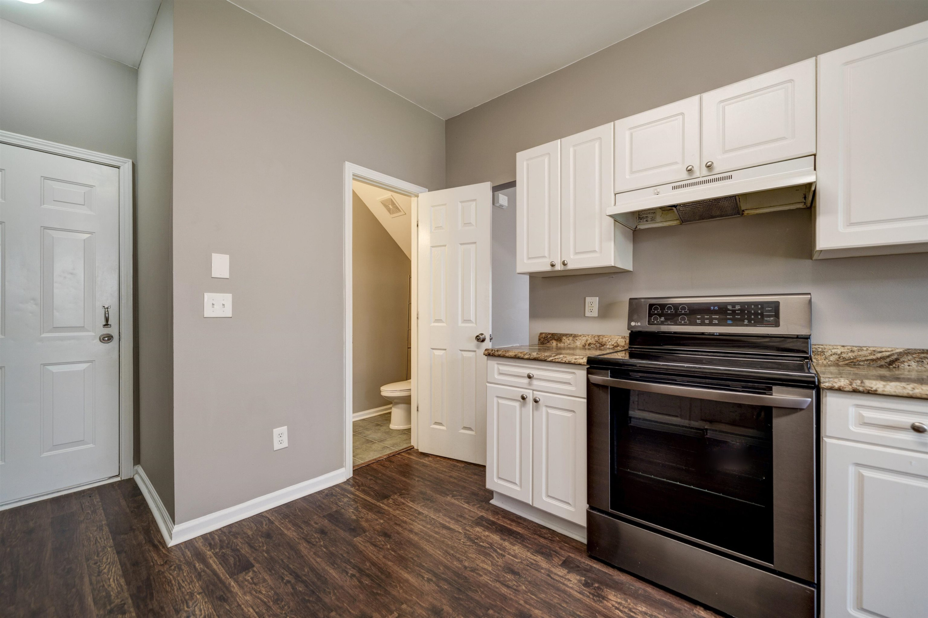 4233 Beacon Crest Way Raleigh, NC 27604 - Photo 10 of 40 Photo 10