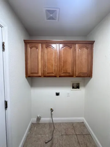 $2,600 | 5491 West Ashcroft Avenue, Fresno, CA 93722