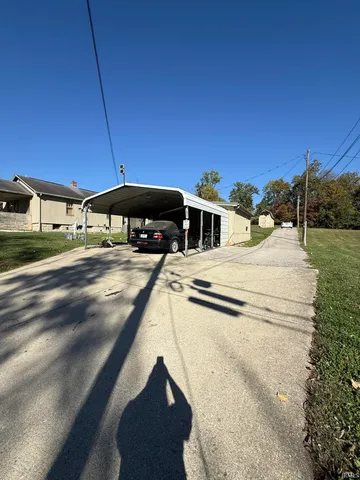 $625,000 | 1024 West Country Club Drive, Bloomington, IN 47403