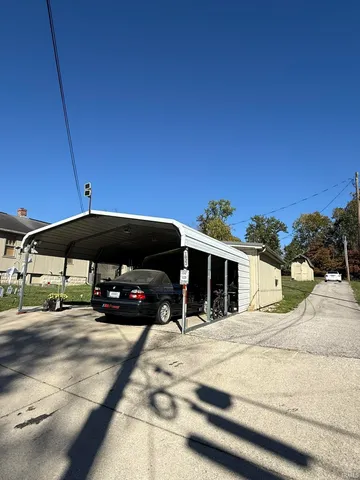 $625,000 | 1024 West Country Club Drive, Bloomington, IN 47403