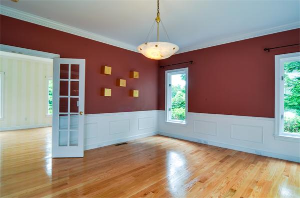 15 Country Road Holliston, MA 01746 - Photo 9 of 30 Gallery Image 9