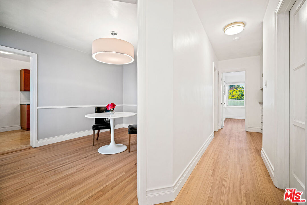 1924 Armacost Avenue Los Angeles, CA 90025 - Photo 11 of 33