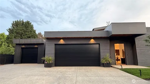 $7,750,000 | 1032 89th Avenue Northeast, Bellevue, WA 98004