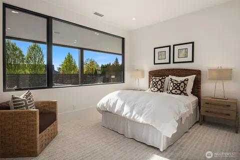 $7,750,000 | 1032 89th Avenue Northeast, Bellevue, WA 98004