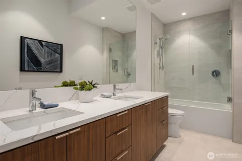 $7,750,000 | 1032 89th Avenue Northeast, Bellevue, WA 98004