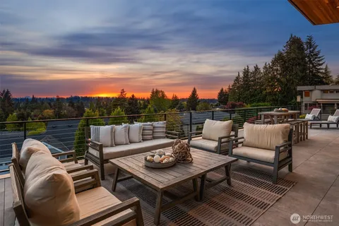 $7,750,000 | 1032 89th Avenue Northeast, Bellevue, WA 98004