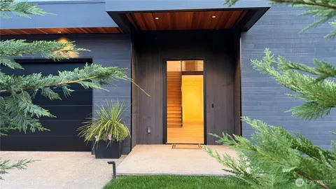 $7,750,000 | 1032 89th Avenue Northeast, Bellevue, WA 98004