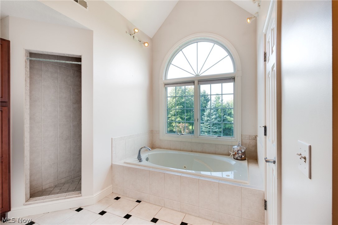 2804 Rockefeller Road Wickliffe, OH 44092 - Photo 22 of 35 Gallery Image 22