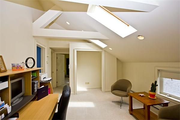 64 Nahant Avenue Boston, MA 02122 - Photo 21 of 27 Gallery Image 21