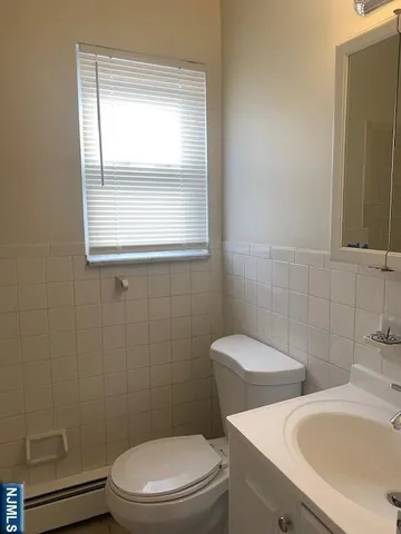 $1,425 | 38-56 Hoover Avenue, Unit 4A, Passaic, NJ 07055