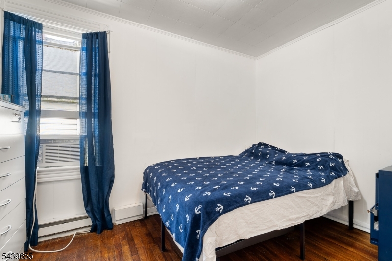 110 Berry Street Dover, NJ 07801 - Photo 13 of 44