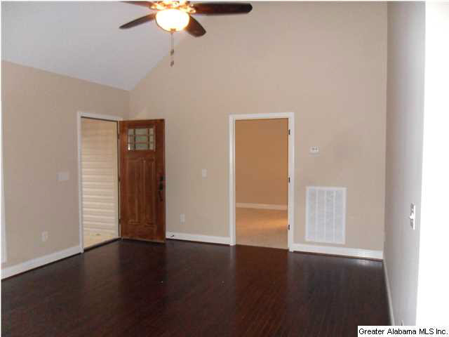 305 Watson Way Gardendale, AL 35071 - Photo 4 of 30