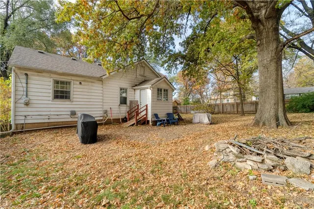 $180,000 | 9100 East 69th Terrace, Raytown, MO 64133