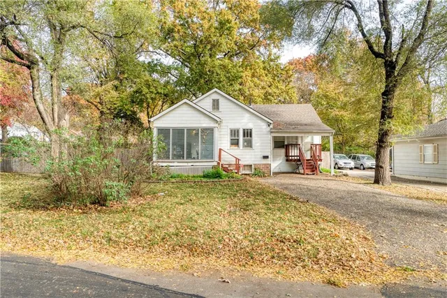 $180,000 | 9100 East 69th Terrace, Raytown, MO 64133