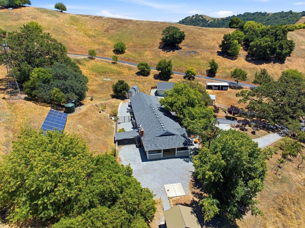 1755 Paradise View Road Morgan Hill, CA 95037 - Photo 34 of 43