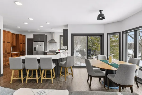 $1,100,000 | 9125 Abbywood Road, Chaska, MN 55318