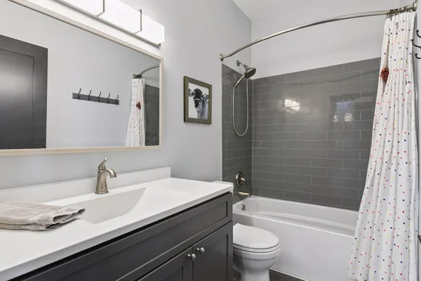 $1,100,000 | 9125 Abbywood Road, Chaska, MN 55318