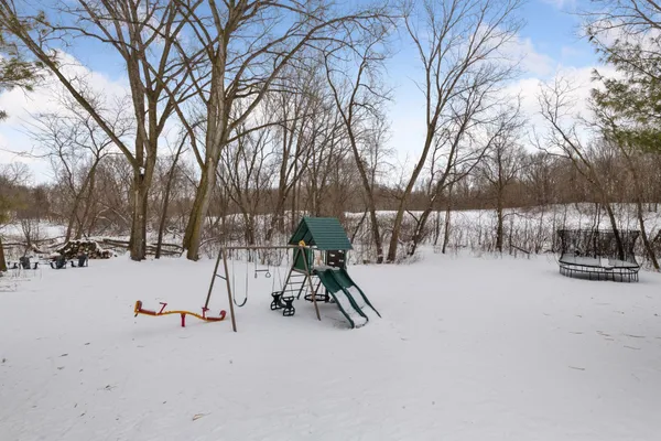 $1,100,000 | 9125 Abbywood Road, Chaska, MN 55318