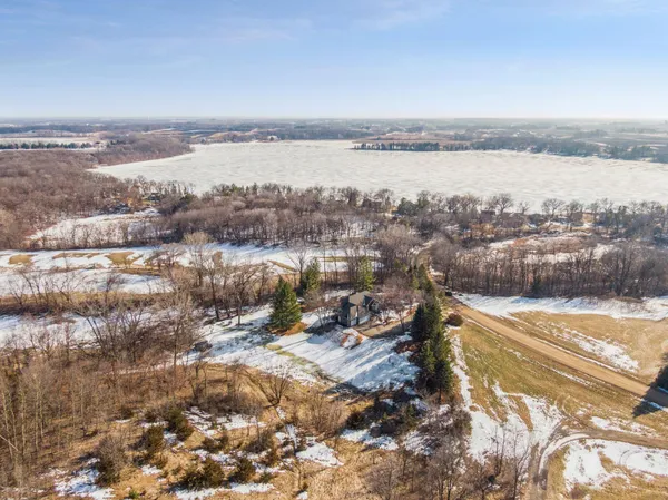 $1,100,000 | 9125 Abbywood Road, Chaska, MN 55318