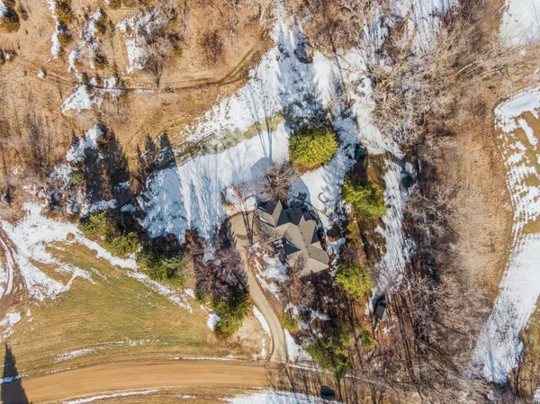 $1,100,000 | 9125 Abbywood Road, Chaska, MN 55318