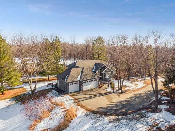 $1,100,000 | 9125 Abbywood Road, Chaska, MN 55318