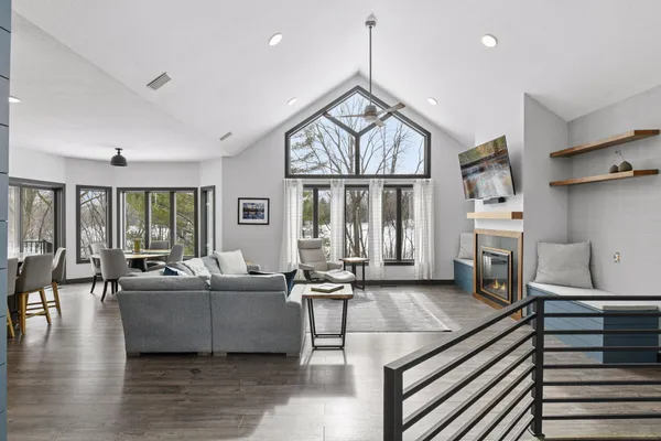 $1,100,000 | 9125 Abbywood Road, Chaska, MN 55318