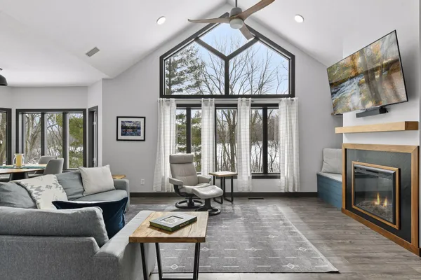$1,100,000 | 9125 Abbywood Road, Chaska, MN 55318