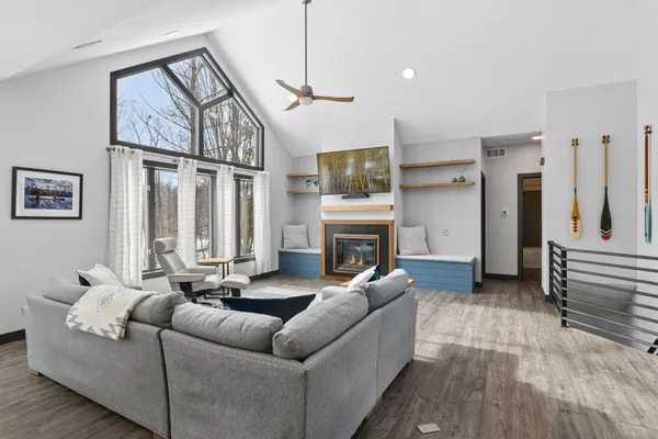 $1,100,000 | 9125 Abbywood Road, Chaska, MN 55318