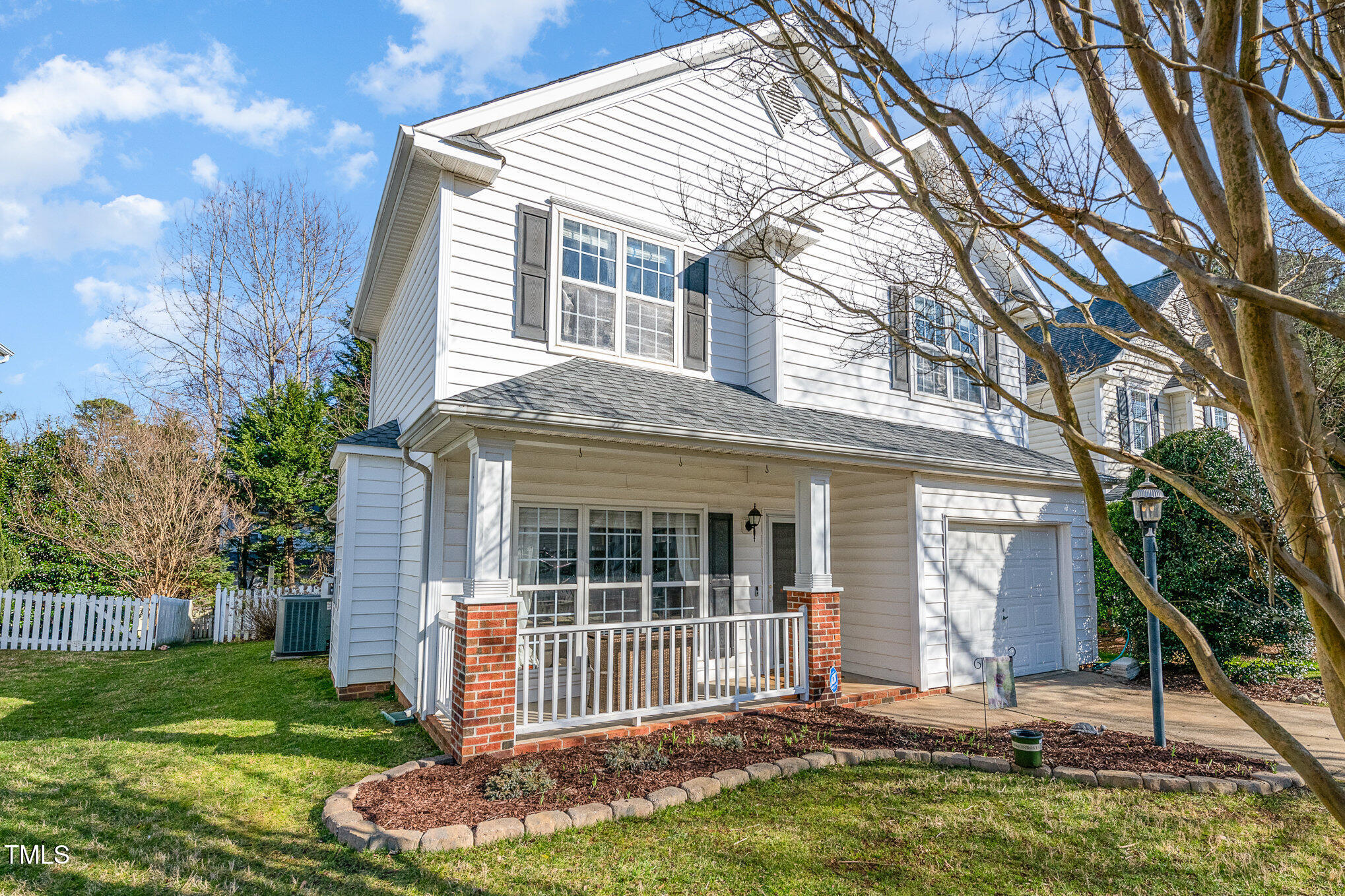 4828 Morning Edge Drive Raleigh, NC 27613 - Photo 2 of 28 002_file_891