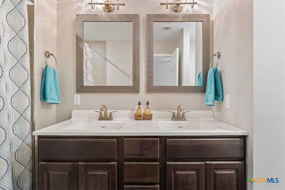 3299 Lake Park Road Belton, TX 76513 - Photo 14 of 32