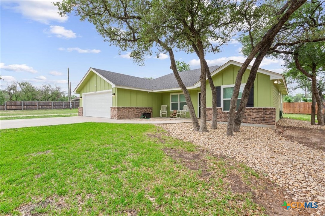 3299 Lake Park Road Belton, TX 76513 - Photo 4 of 32